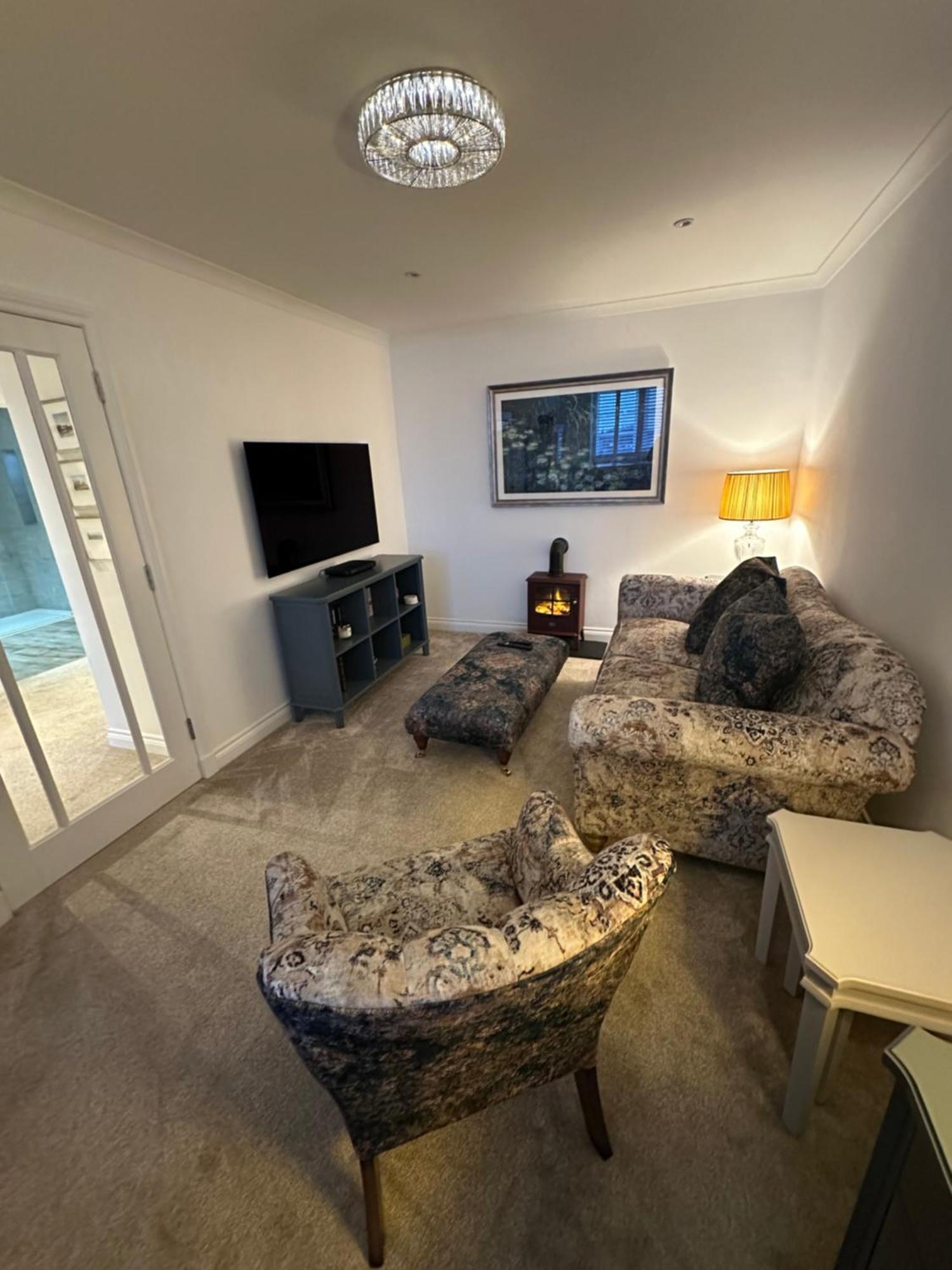 Luxury Moffat Apartment - High End Furnishing Zewnętrze zdjęcie